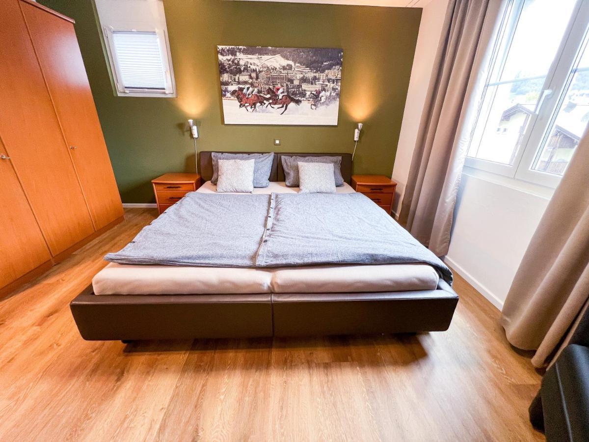 Ferienwohnung swissme - 100qm - Balkon - 2 Bäder - Parkplatz - Fußbodenheizung St. Moritz Exterior foto