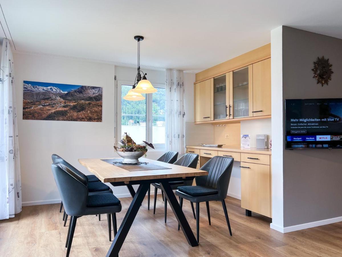 Ferienwohnung swissme - 100qm - Balkon - 2 Bäder - Parkplatz - Fußbodenheizung St. Moritz Exterior foto